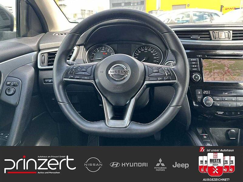 Nissan Qashqai 1.3 DIG-T 'Akari' Navi*Klima*PGD*360'Cam