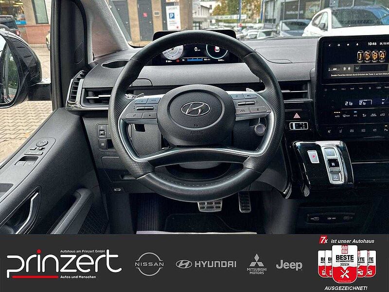 Hyundai STARIA 2.2 CRDi DCT 'Signature' 4WD*PGD*Leder*LED