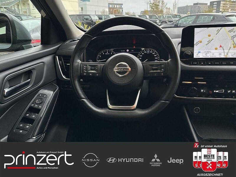 Nissan Qashqai 1.3 DIG-T CVT N-Connecta Winter 8-Fach