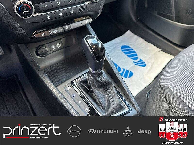 Hyundai i20 1.4 AT 'Style' Navi*Touch*Rückfahrkamera*8-Fach