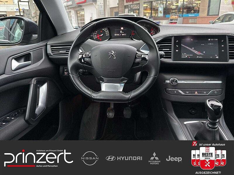 Peugeot 308 1.2 e-THP/PureTech 'Allure' Navi*PGD*Safty-Paket*